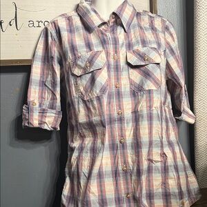 Carhartt women’s Plaid Button-Up Shirt